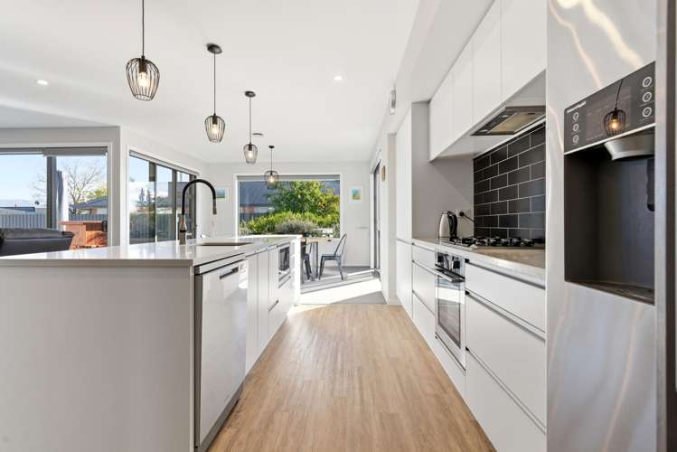 12 Grandvue Drive_1
