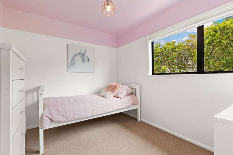7 Noall Street Te Atatu Peninsula_15