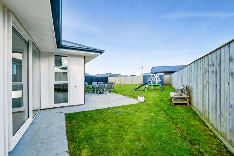 42 County Drive Hawera_21