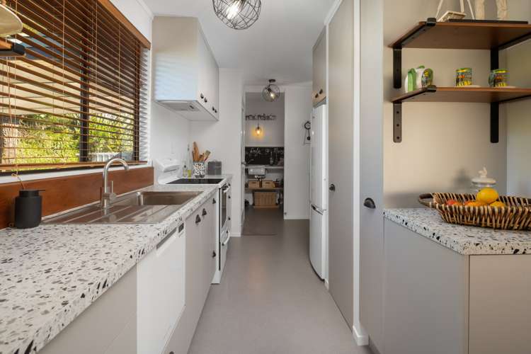 2 Belvue Bay Road Havelock_12