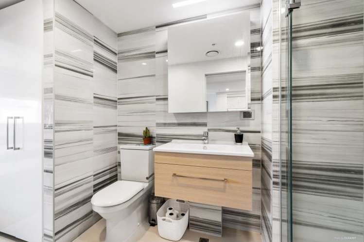 111/10 Lion Place Epsom Central_7