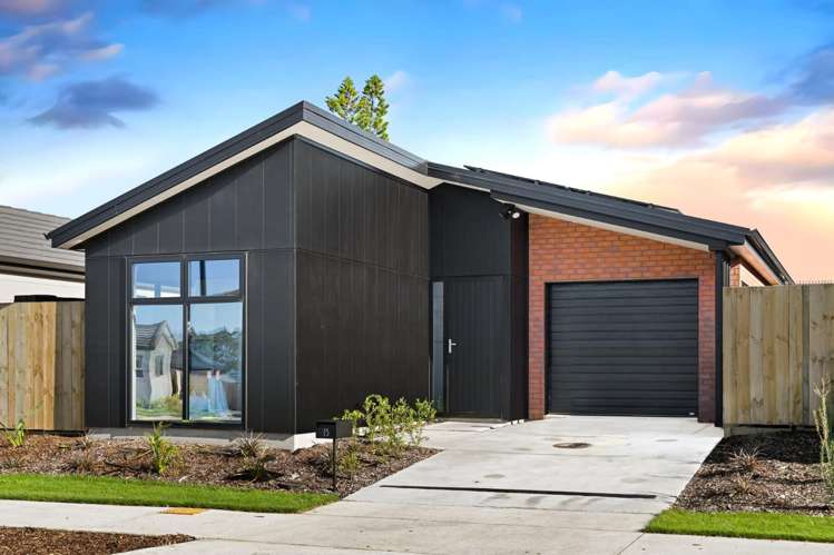 15 Waruhia Crescent_1