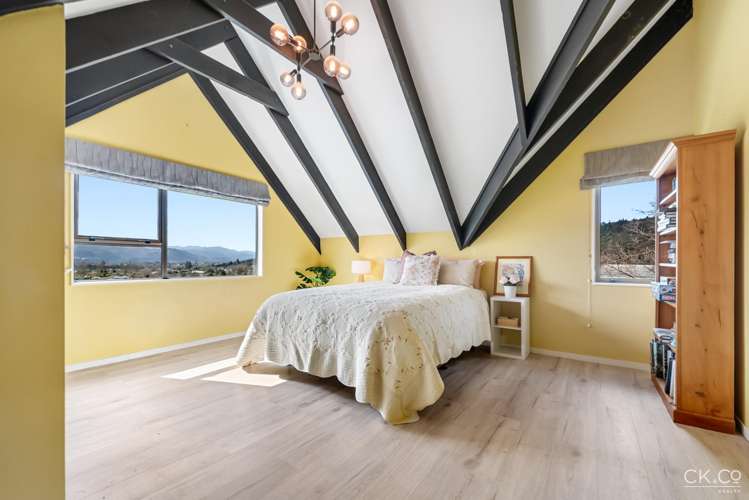 12 Roman Close Silverstream_13