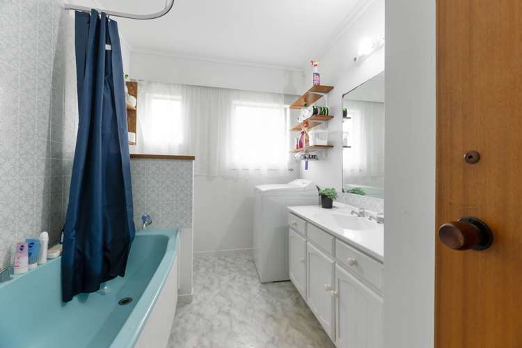 19 Catton Crescent Mt Roskill_13