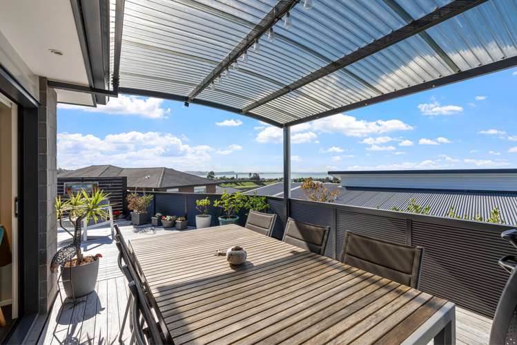 23 Woodridge Drive Stanmore Bay_10