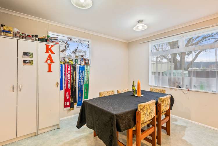 38 Holdsworth Avenue Trentham_5