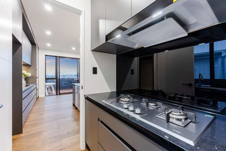 15 Pakirikiri Street Long Bay_14