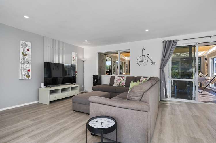 168 Ballintoy Park Drive Welcome Bay_17