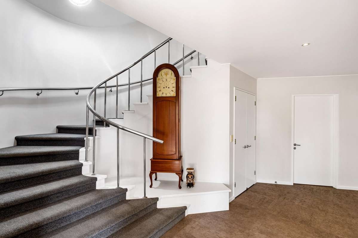 15 Woodford Heights_3