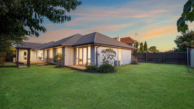 4 Monterey Place Parklands_15