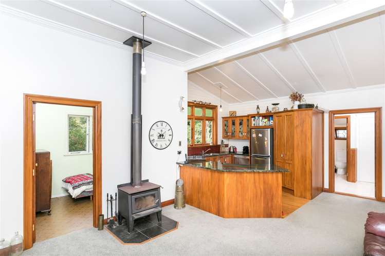 1029 Te Waitere Road Taharoa_7