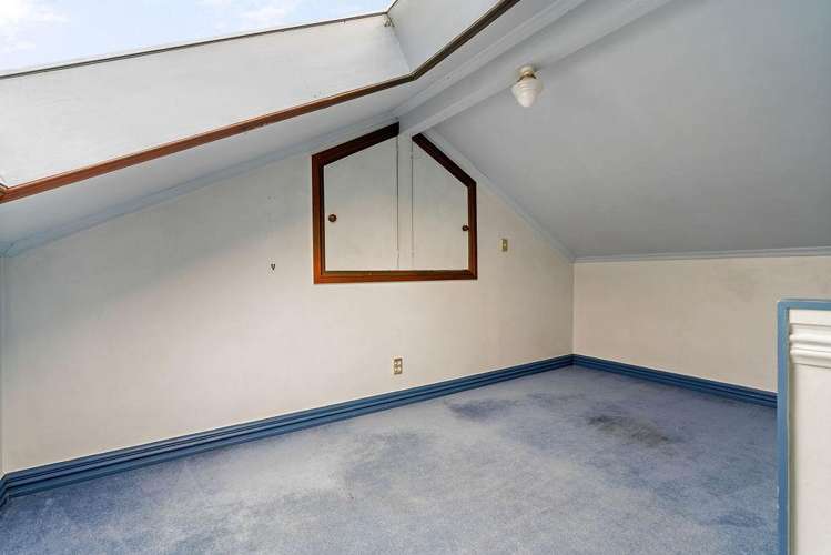 15 Nairn Street Mount Cook_10