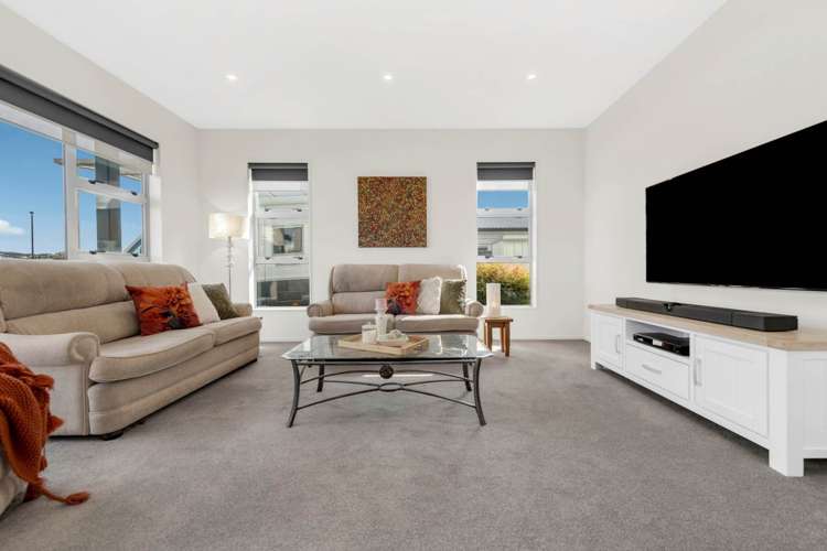 6 Lydiard Place Beachlands_10