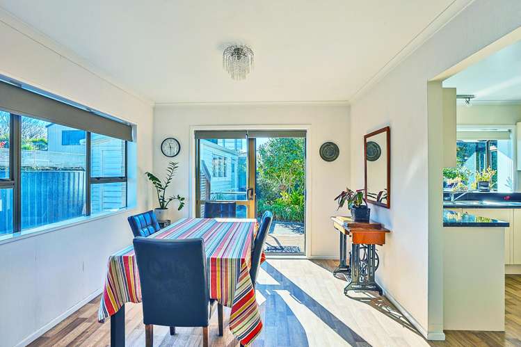 2/107 Gascoigne Street Raureka_2