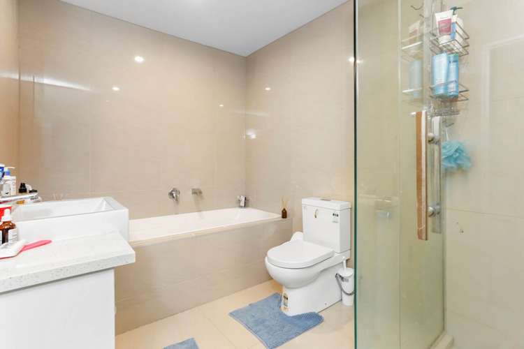 15 Rosewell Crescent Flat Bush_9