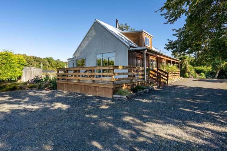 25 Marama Avenue South Otatara_16