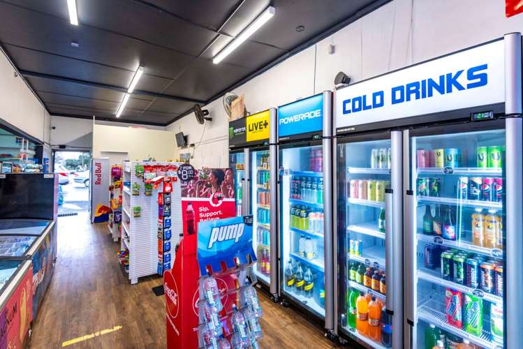 1/170 Onewa Road Northcote_5