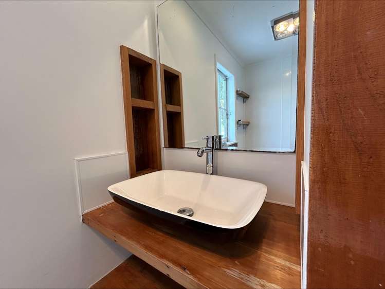 14 Mangarino Street_5