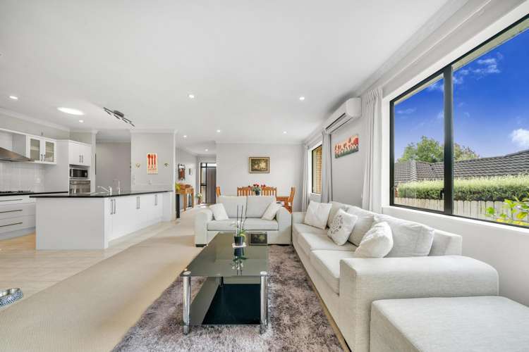 16 Leafield Crescent Henderson_22