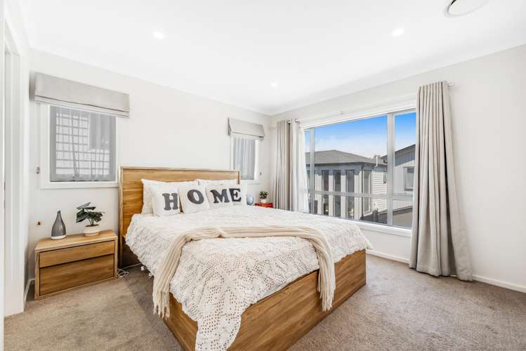 4 Waihanga Way Bucklands Beach_12