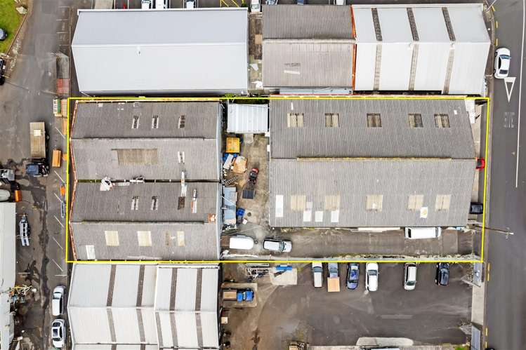 3 Burrett Avenue Penrose_13