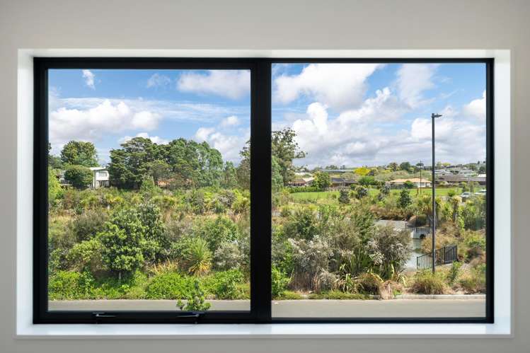 139 Waituarua Road Conifer Grove_5