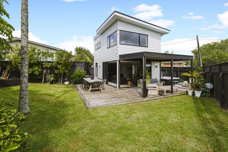 15c Helga Crescent Te Atatu Peninsula_9