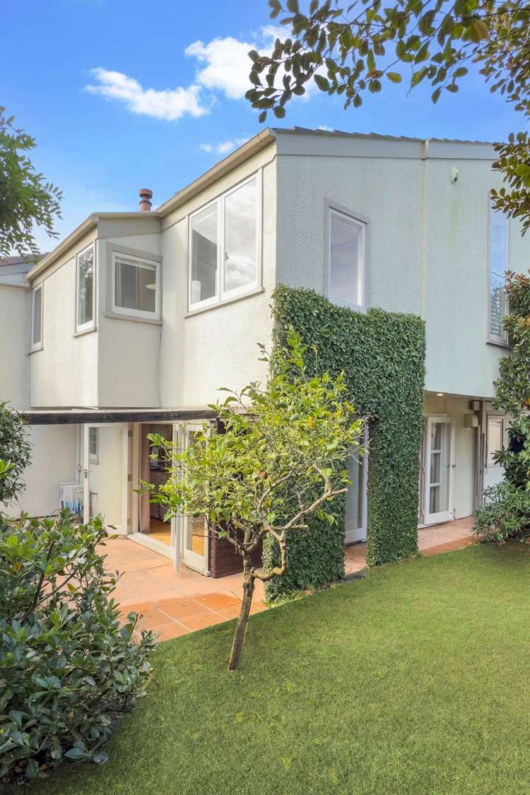 1/109 Grand Drive Remuera_12