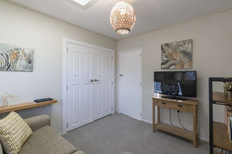 95 Sherwood Street Bellevue_16