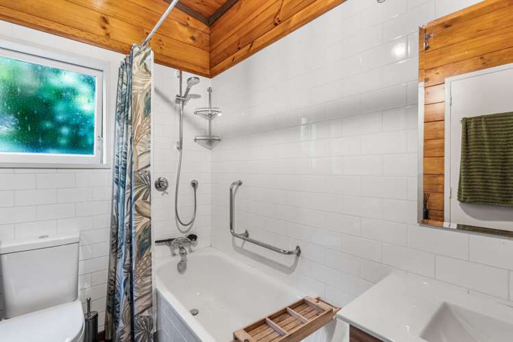 432 Ilam Road Bryndwr_16