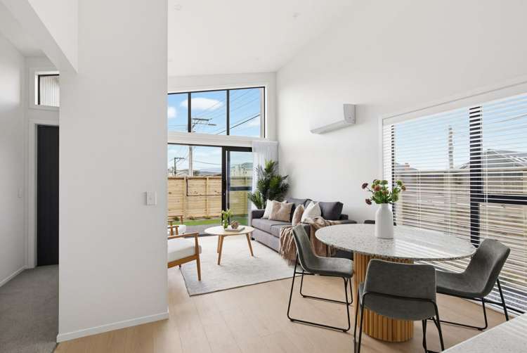 1 Palm Avenue Lyall Bay_10
