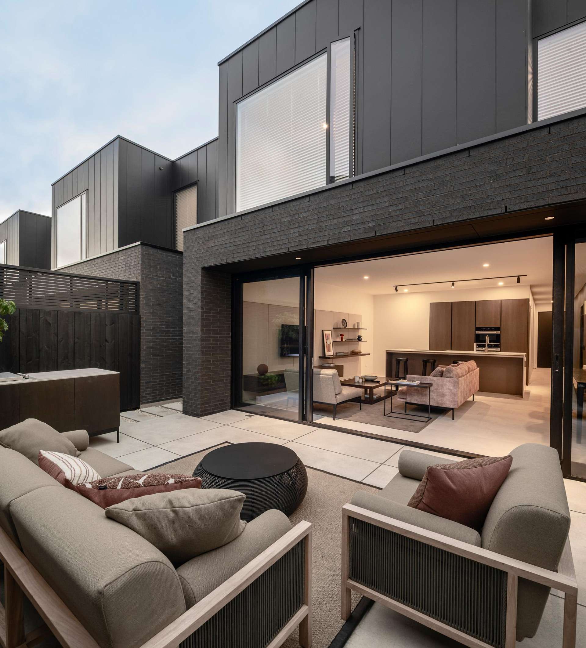 8 Rhodes Street Merivale_0