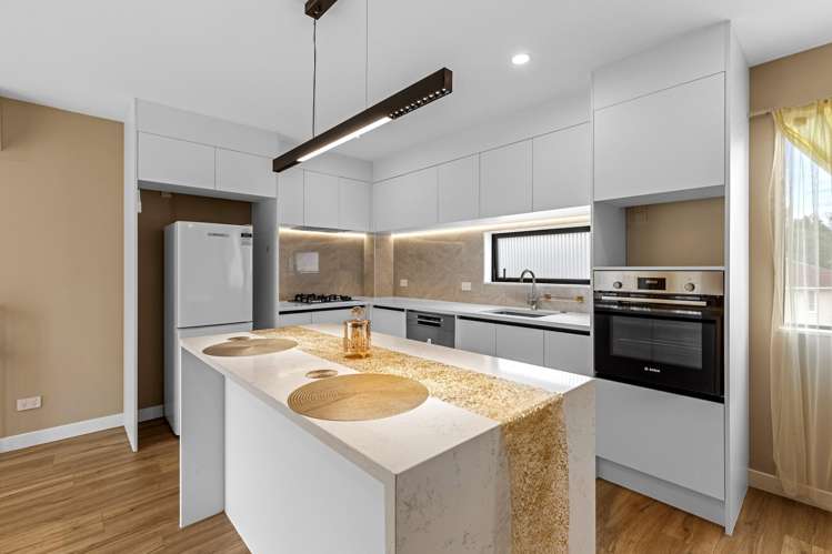 126 Kervil Avenue Te Atatu Peninsula_6