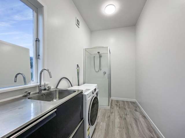 33 Happy Valley Road 1325_4