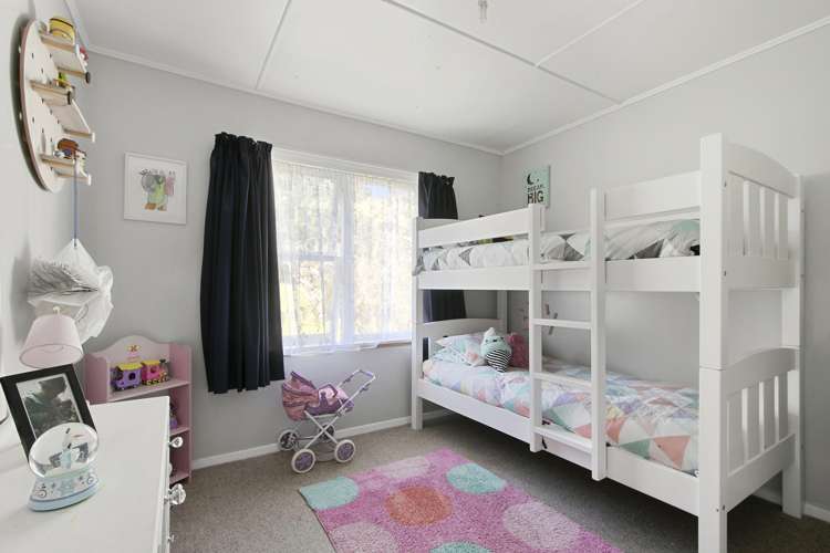 52 Coast Road Wainuiomata_9