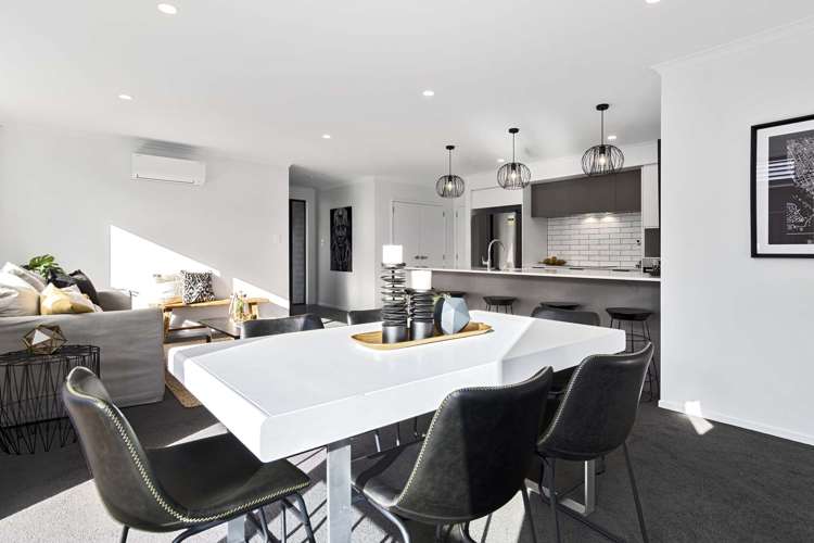 11 Springwater Lane Pyes Pa_16