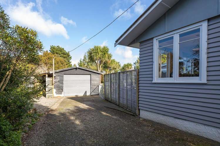 40 Woodward Street East Featherston_19