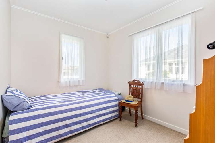 15 Flanshaw Road Te Atatu South_8