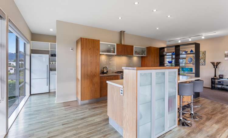 65 Matatua Road Raumati Beach_10