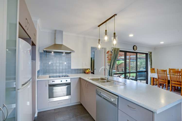 8 Ricardo Court Manurewa_10