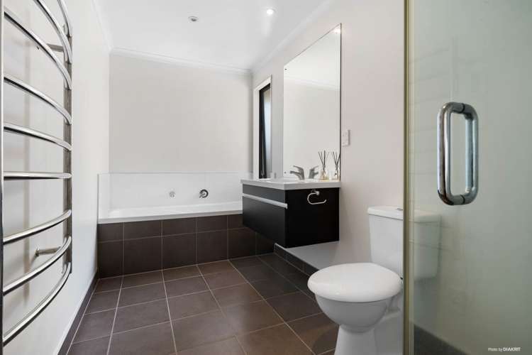 9 Oak Bark Drive Schnapper Rock_14