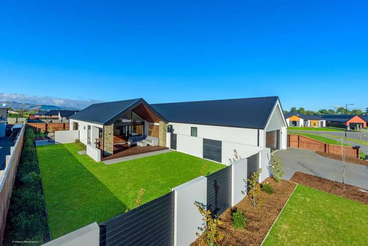 10 Benashet Drive Lincoln_25