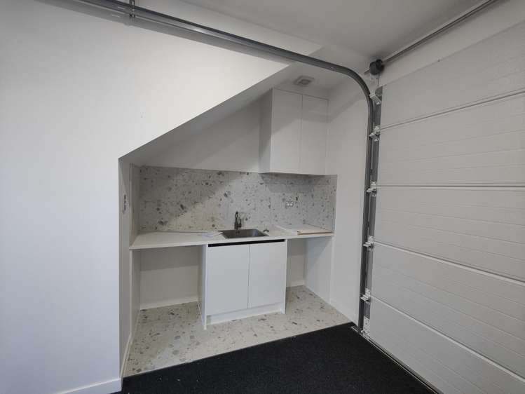 8A Crescent Hill 10690_15