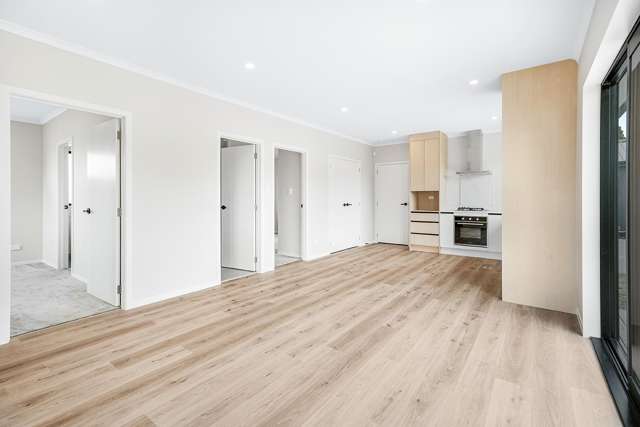 1/6 Michael Avenue Dinsdale_3