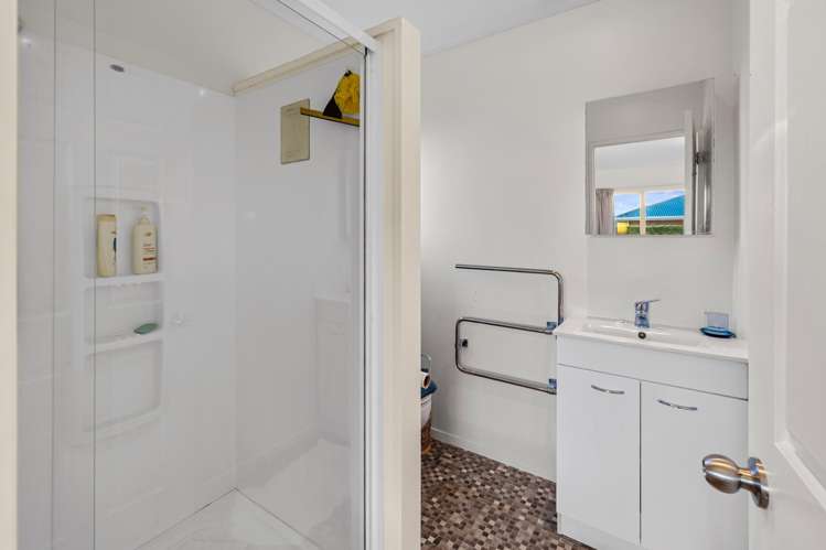 27 Elmbridge Place Owhata_9