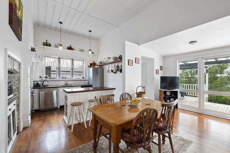 132 Tukapa Street Westown_7