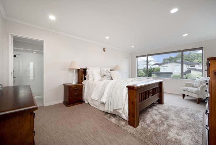 14 Woolaston Place Flat Bush_11
