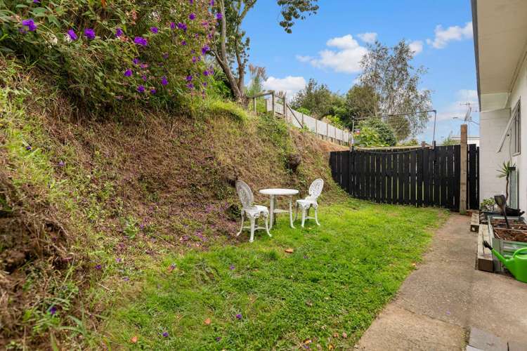 16 Kingswood Road Brookfield_12