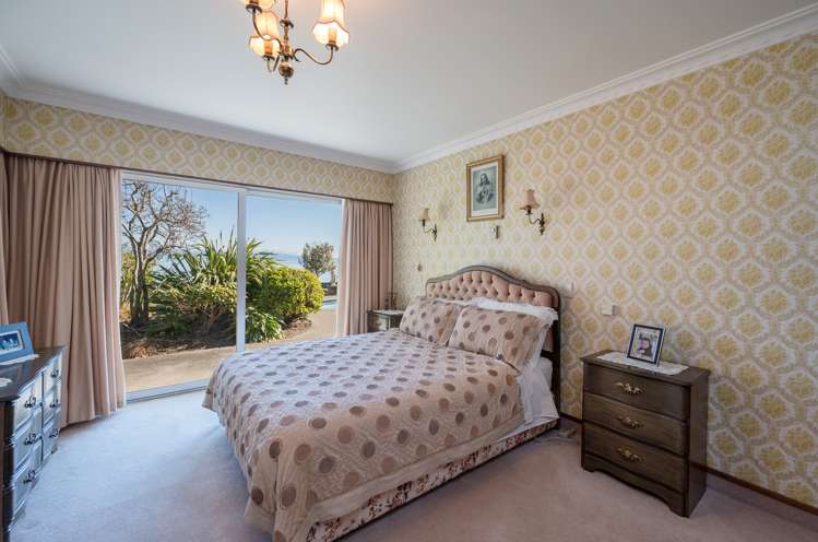 262 Princes Drive Britannia Heights_20