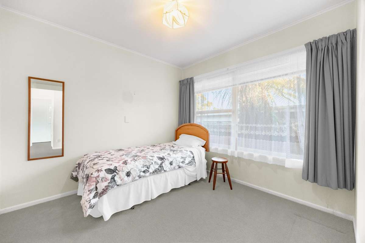 2/7 Evelyn Place_3